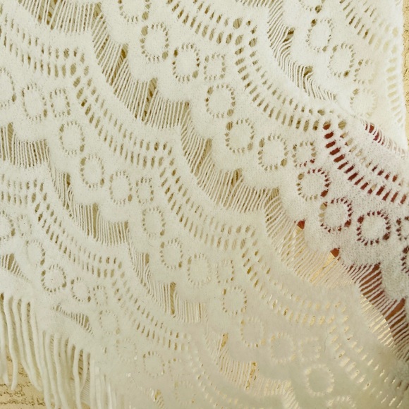 Handmade Poncho - Picture 6 of 6